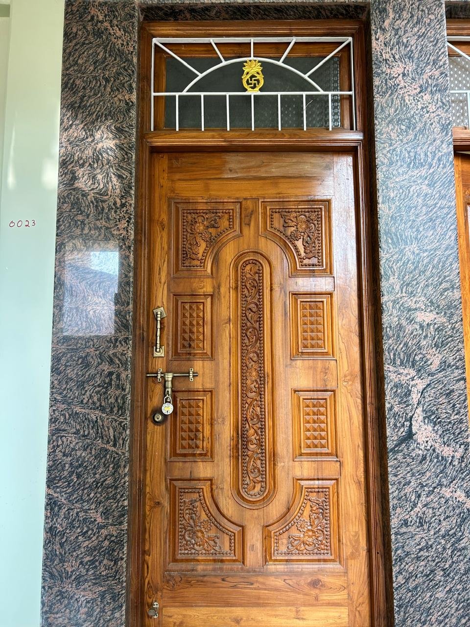 1 BHK FLAT